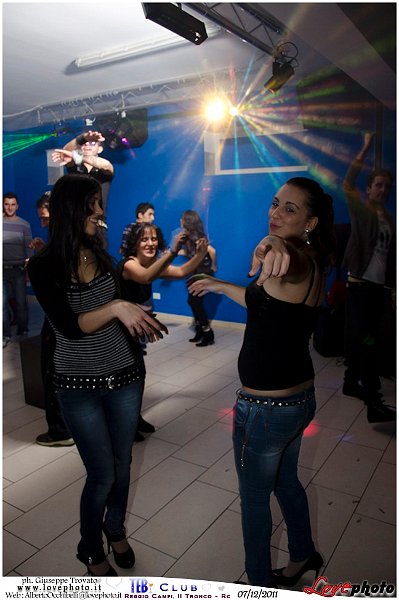 268Teb_Club_Miss Grand Prix_LovePhoto-07122011.jpg